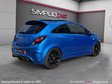 Opel corsa 1.6 turbo - 192 ch opc toit ouvrant bacquets recaro suspensions sport revision a jour occasion simplicicar valence...