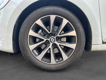 Renault clio v blue dci 100 - 21n business occasion simplicicar lyon nord simplicicar simplicibike france