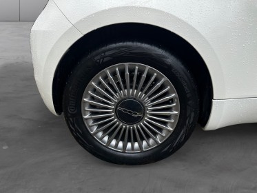 Fiat 500 nouvelle my22 serie 1 step 2 e 95 ch icône - 24 kw occasion osny simplicicar simplicibike france