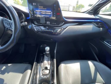 Toyota c-hr hybride 122h graphic entretien toyota garantie 24 mois occasion simplicicar meaux simplicicar simplicibike france