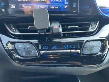 Toyota c-hr hybride 122h graphic entretien toyota garantie 24 mois occasion simplicicar meaux simplicicar simplicibike france