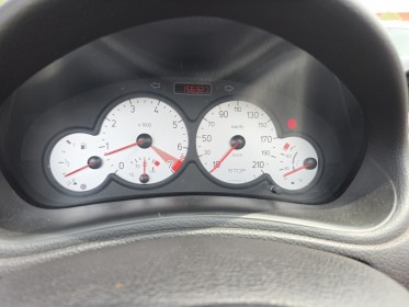 Peugeot 206 cc entretien a jour 2.0i 16s  cuir ja 16 occasion avignon (84) simplicicar simplicibike france