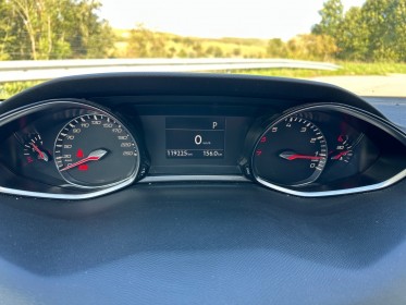 Peugeot 308 130ch eat6 allure - courroie faite en 2025 occasion simplicicar coeur d'yvelines - auto expo 78 simplicicar...