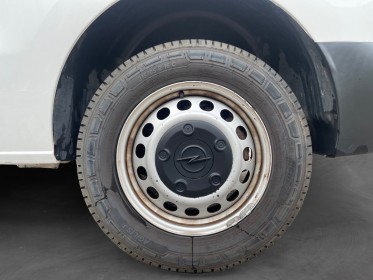 Opel vivaro fourgon l1 2.0 hdi - tva récupérable  - carplay - radar av/ar - régulateur - clim - garantie occasion...