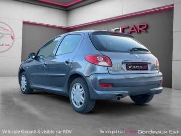 Peugeot 206 1.1e 60ch trendy clim garantie 12 mois occasion simplicicar bordeaux  simplicicar simplicibike france