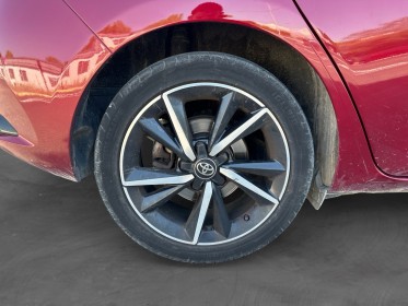 Toyota auris my17 hybride 136h collection camera de recul sièges chauffants kit mains libres occasion montpellier (34)...