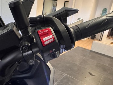 Yamaha tracer 700 47,5 cv a2 crash bar /  feux aditionnel / ligne akrapovic / full entretien  / support top case---- occasion...