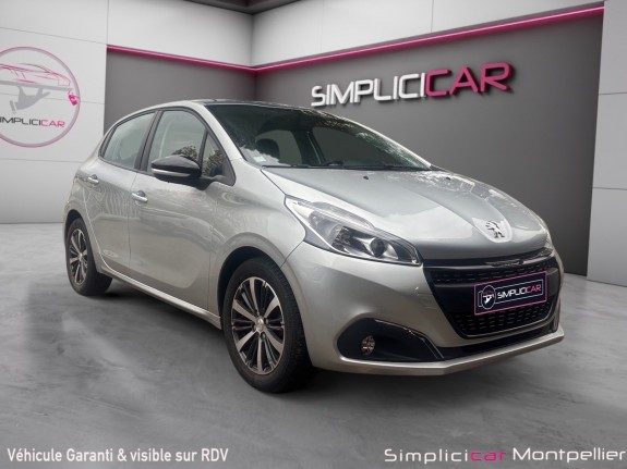 Peugeot 208 affaire 1.2 82 bvm5 premium caméra de recul sièges chauffants garantie 12 mois occasion montpellier (34)...