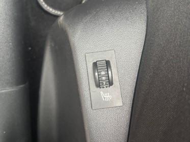 Peugeot 208 affaire 1.2 82 bvm5 premium caméra de recul sièges chauffants garantie 12 mois occasion montpellier (34)...