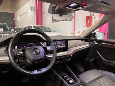 Skoda octavia 2.0 tdi 150 ch dsg7 style camera de recul apple carplay siÈge chauffant affichage tete haute toit pano...