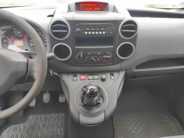 Citroen berlingo fourgon l1 hdi 75 ch 3 places 625 kg confort - garantie 12 mois occasion simplicicar reims simplicicar...