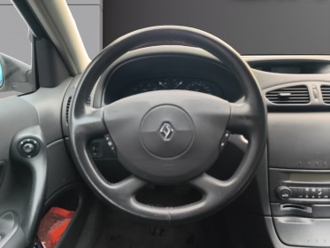 Renault laguna evolution 1.8 16v emotion occasion parc voitures beauvais simplicicar simplicibike france