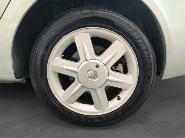 Renault laguna evolution 1.8 16v emotion occasion parc voitures beauvais simplicicar simplicibike france