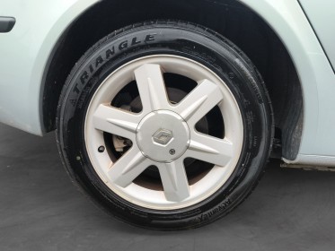 Renault laguna evolution 1.8 16v emotion occasion parc voitures beauvais simplicicar simplicibike france