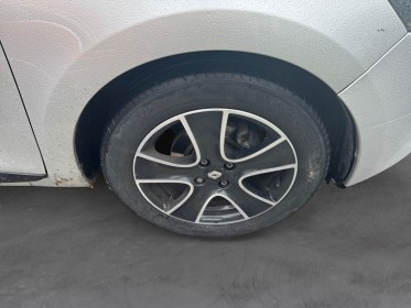 Renault clio iv dci 90 energy eco2 limited 82g //moteur 100000 km changé avec facture// occasion simplicicar lille ...