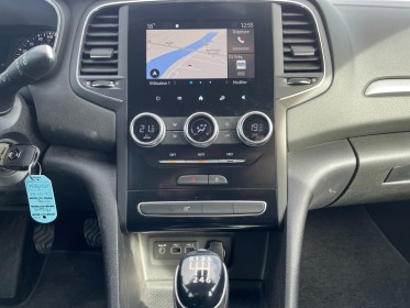 Renault megane iv berline blue dci 115 - 21n limited occasion simplicicar compiegne simplicicar simplicibike france