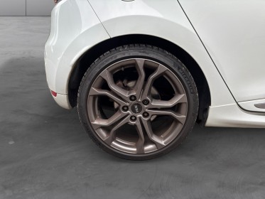 Renault clio iv 1.6 turbo 200 rs edc garantie 12 mois occasion simplicicar vienne simplicicar simplicibike france