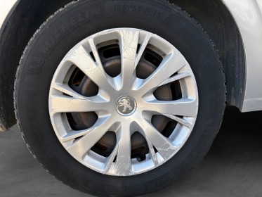 Peugeot 208 business 1.6 bluehdi 75ch ss bvm5 allure businessgarantie 12mois occasion simplicicar lyon nord simplicicar...