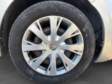 Peugeot 208 business 1.6 bluehdi 75ch ss bvm5 allure businessgarantie 12mois occasion simplicicar lyon nord simplicicar...