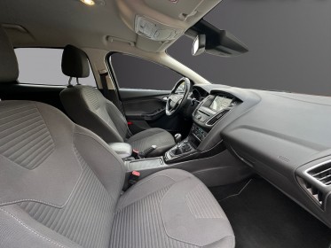 Ford focus sw 125ch titanuim - premiere main - moteur a chaine - faible km - occasion simplicicar compiegne simplicicar...