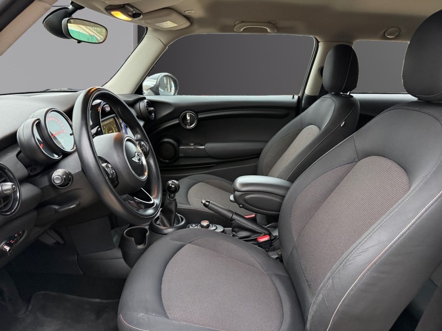 MINI d'occasion MINI COOPER D 116 hatch de 2015 Dijon (21)﻿