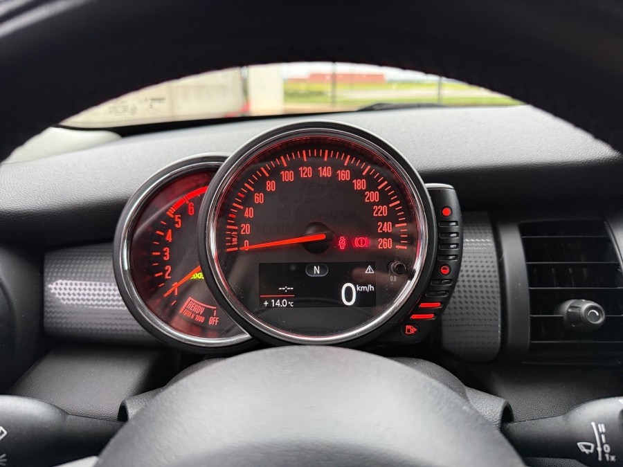 MINI d'occasion MINI COOPER D 116 hatch de 2015 Dijon (21)﻿