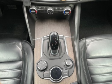 Alfa romeo giulia 2.2 180 ch at8 super / pack luso/camera de recul occasion simplicicar orgeval  simplicicar simplicibike...