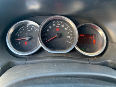 Dacia duster dci 110 ch 4x2 black touch caméra/gps garantie 12 mois occasion simplicicar perpignan  simplicicar simplicibike...