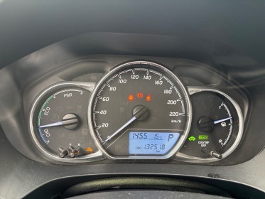 Toyota yaris hybride my19 100h france,phases |||,camera de recul,boîte auto,garantie 12mois occasion simplicicar villejuif ...