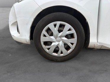 Toyota yaris hybride my19 100h france,phases |||,camera de recul,boîte auto,garantie 12mois occasion simplicicar villejuif ...