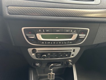 Renault megane iii berline dci 90 eco2 authentique euro 5/gps/faible kilometrage/garantie 6 mois/bonne etat occasion paris...