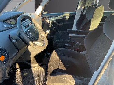 Citroen grand c4 picasso hdi 110 fap exclusive occasion avignon (84) simplicicar simplicibike france