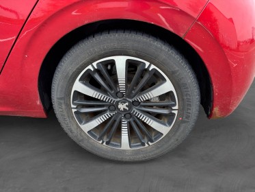 Peugeot 208 110ch eat6 tech edition aménagées  pour tpmr garantie 12 mois très faible kilométrage occasion scl 56 -...