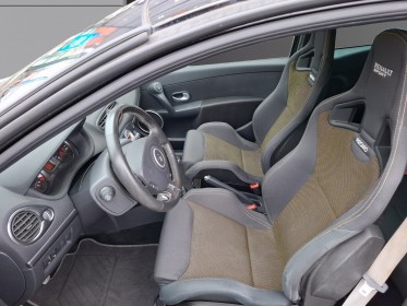 Renault clio iii 2.0 16v 203 renault sport redbull racing rb7 n°429/500  ligne scorpion occasion simplicicar velay...