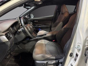 Toyota c-hr hybride mc19 2.0l 184ch distinctive garantie 12 mois occasion montpellier (34) simplicicar simplicibike france