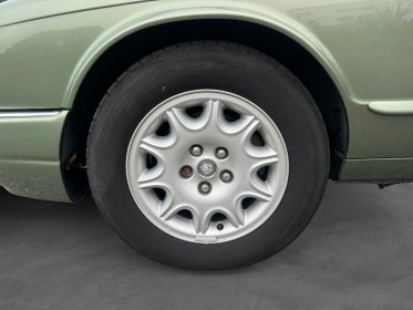 Jaguar xj xj8 4.0 v8 pack classique a garantie 12 mois occasion scl 56 - simplicicar vannes simplicicar simplicibike france