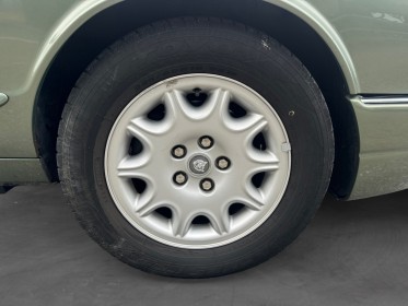 Jaguar xj xj8 4.0 v8 pack classique a garantie 12 mois occasion scl 56 - simplicicar vannes simplicicar simplicibike france