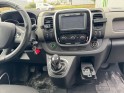 Renault trafic fourgon l2h1 1200 kg dci 120 grand confort attelage kit bois clim régulateur garantie 12 mois occasion...