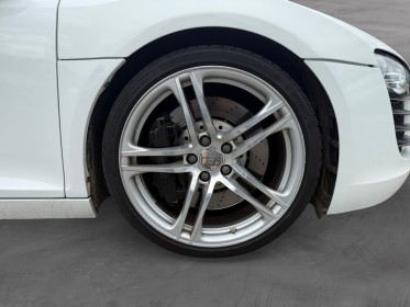 Audi r8 4,2 fsi 420 pack carbone interieur exterieur bang  olufsen occasion simplicicar marignane  simplicicar simplicibike...