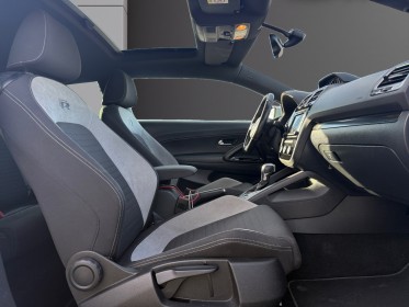 Volkswagen scirocco 2.0 tsi 280 dsg6 r garantie 1 an occasion simplicicar royan simplicicar simplicibike france