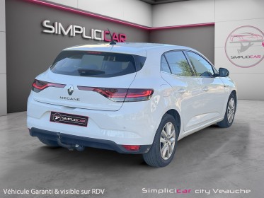 Renault megane iv berline blue dci 115 edc business radar av arr / carplay / attelage occasion simplicicar veauche...