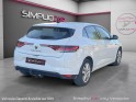 Renault megane iv berline blue dci 115 edc business radar av arr / carplay / attelage occasion simplicicar veauche...