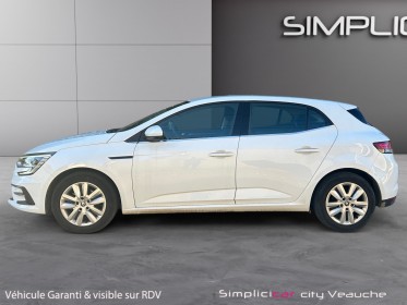 Renault megane iv berline blue dci 115 edc business radar av arr / carplay / attelage occasion simplicicar veauche...