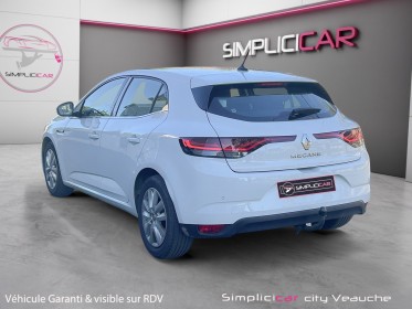 Renault megane iv berline blue dci 115 edc business radar av arr / carplay / attelage occasion simplicicar veauche...