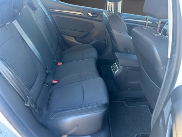 Renault megane iv berline blue dci 115 edc business radar av arr / carplay / attelage occasion simplicicar veauche...