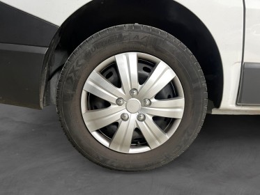 Renault trafic cabine approfondie l1h1 1200 kg dci 95 e6 confort 5places attelage garantie 12 mois occasion simplicicar...