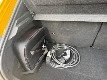 Peugeot 208 electrique 50 kwh 136ch style  suivi complet peugeot  1ère main  garantie 12 mois occasion simplicicar vernon...