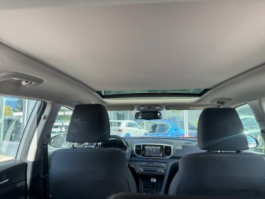 Kia sportage 1.6 crdi 115 isg 4x2 bvm6 active attelage  caméra de recul occasion simplicicar grenoble simplicicar...