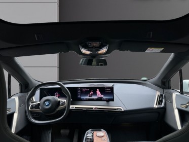 Bmw ix i20 xdrive50 523ch toit panoramique-sieges electriques-roue arriere directrice-suspention hydraulique-garantie 12 mois...