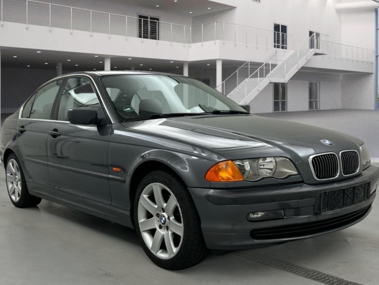Bmw serie 3 e46 325i 192 ch pack luxe - 6 cylindres en ligne - carnet d'entretien occasion simplicicar lagny  simplicicar...